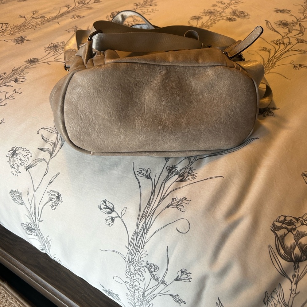 Bromen Gray Antitheft Purse/Backpack - image 4